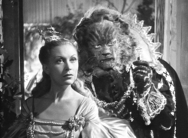 Affiche du filmLA BELLE ET LA BÊTE